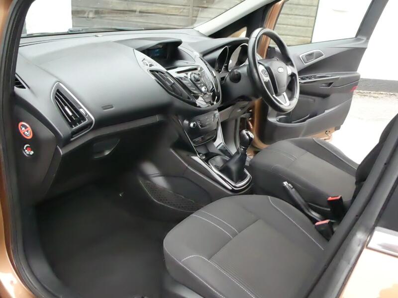 FORD B-MAX