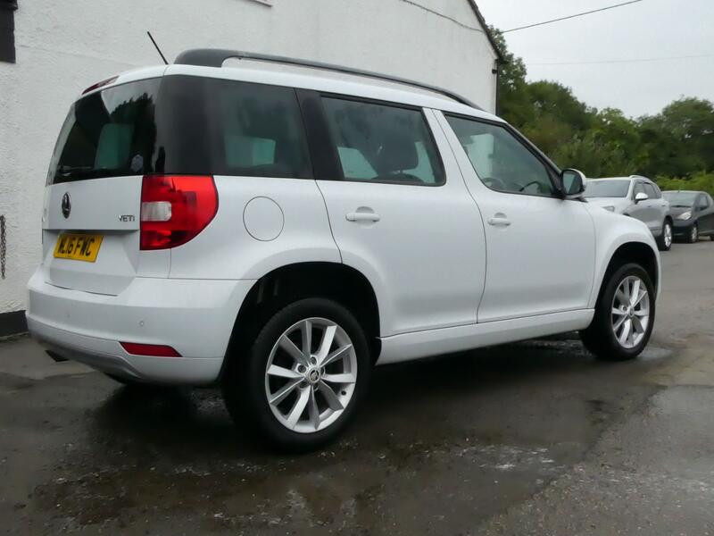 SKODA YETI