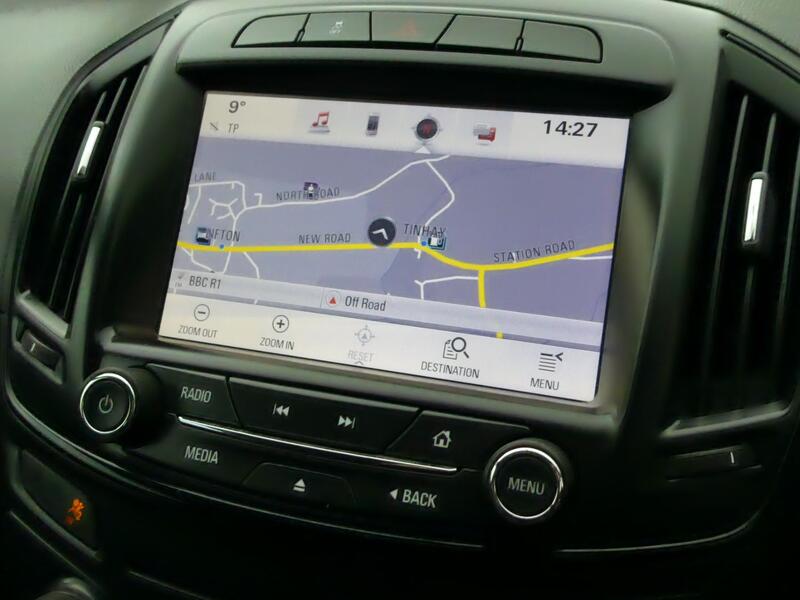 VAUXHALL INSIGNIA