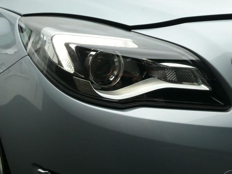 VAUXHALL INSIGNIA