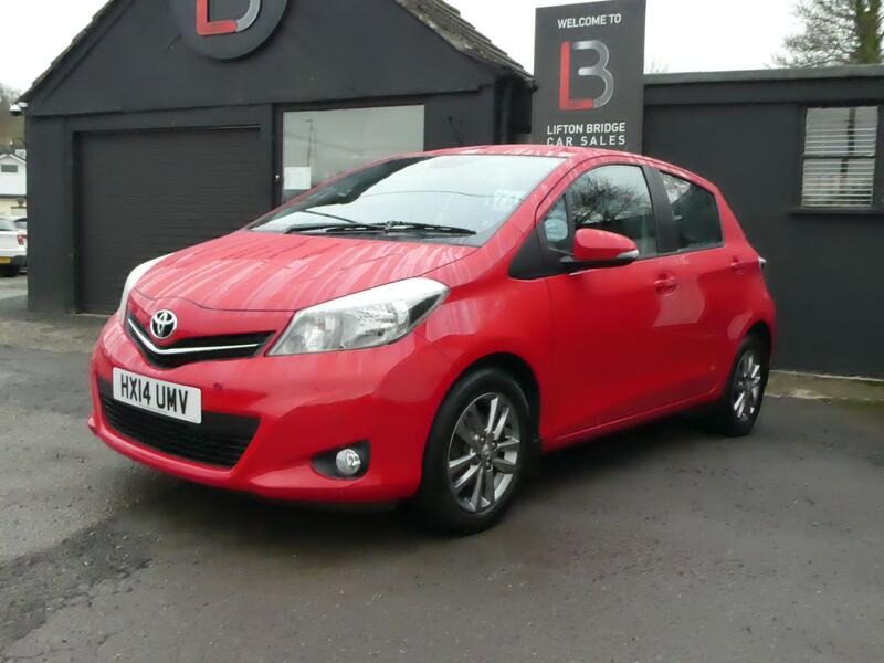 TOYOTA YARIS